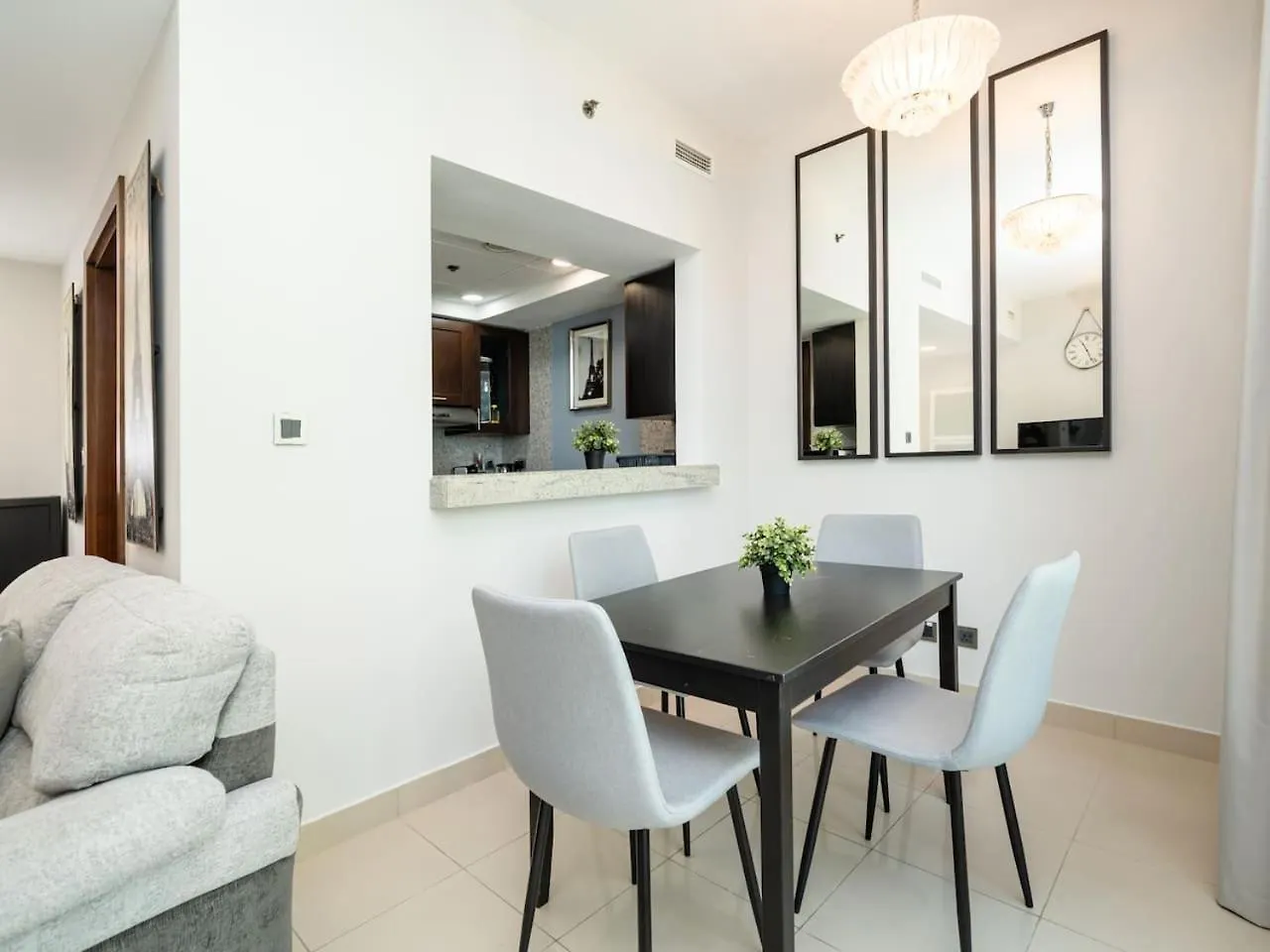 Stylish And Cozy 1 Bed Apartment With Marina Views Dubai United Arab Emirates