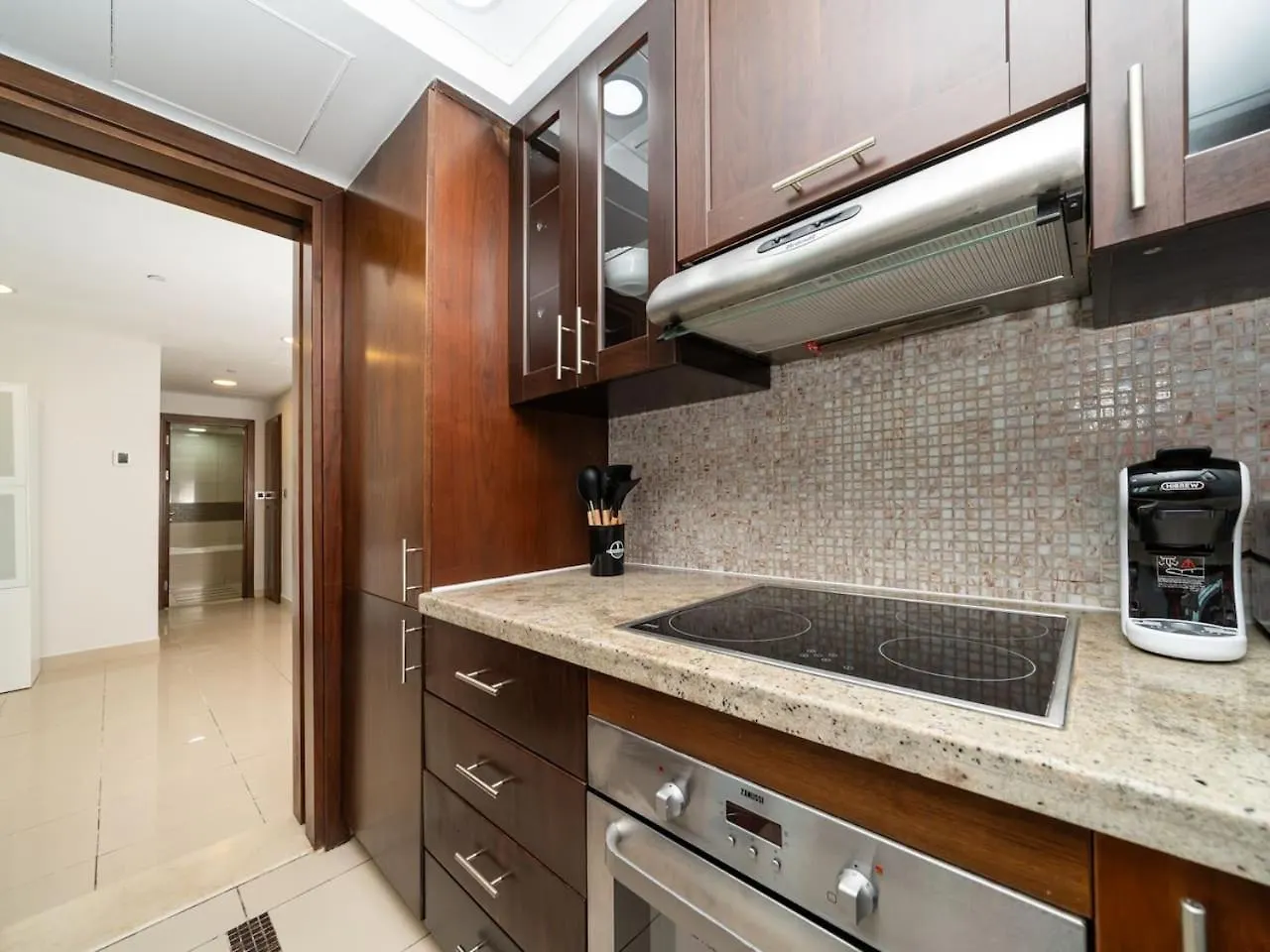 Stylish And Cozy 1 Bed Apartment With Marina Views Dubai